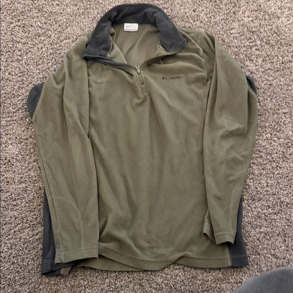 Columbia Men's Two-Tone Green Fleece Jacket